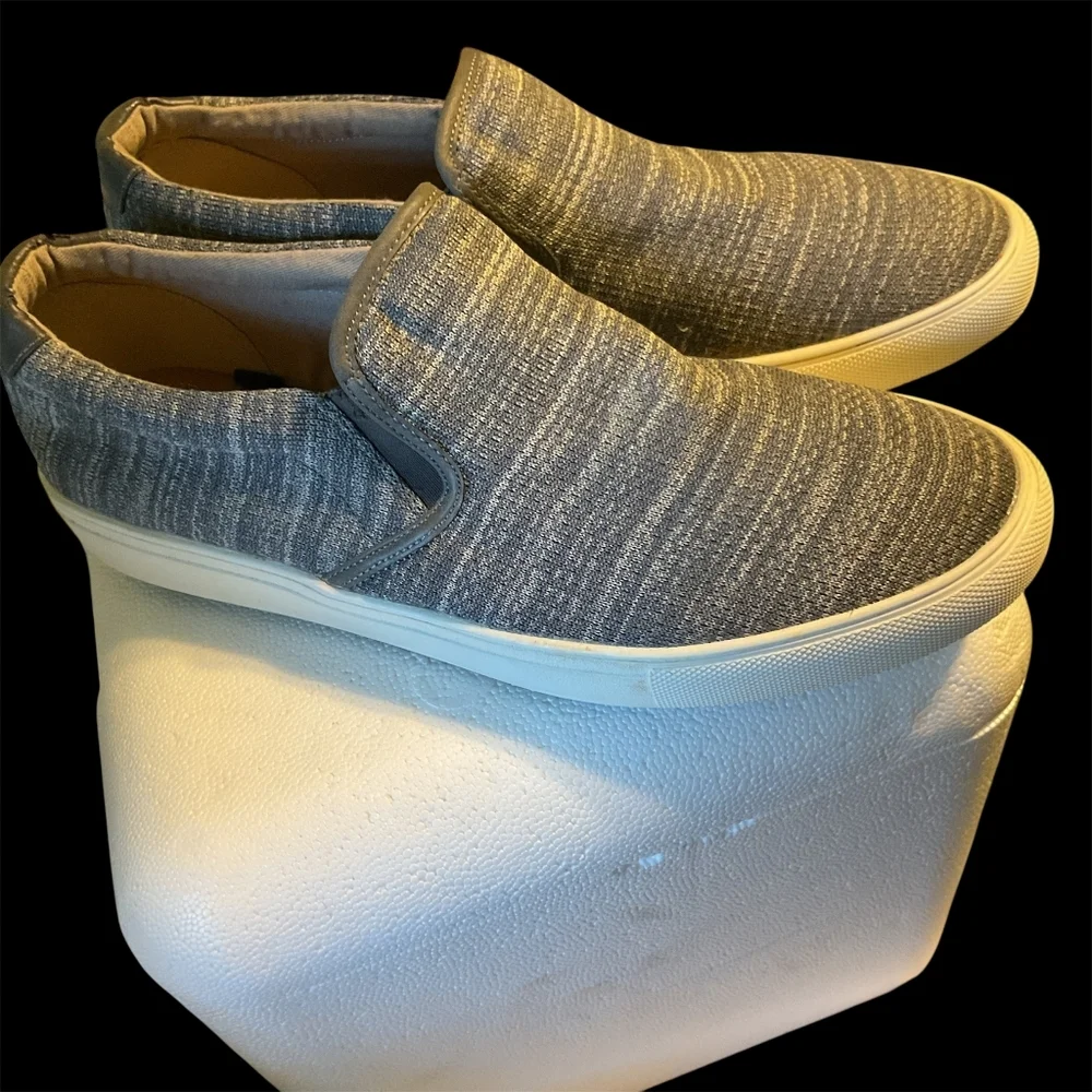 Express Men's Gray Slip-On Loafers